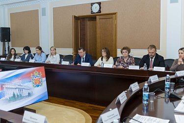 Сколько денег направить на образование?